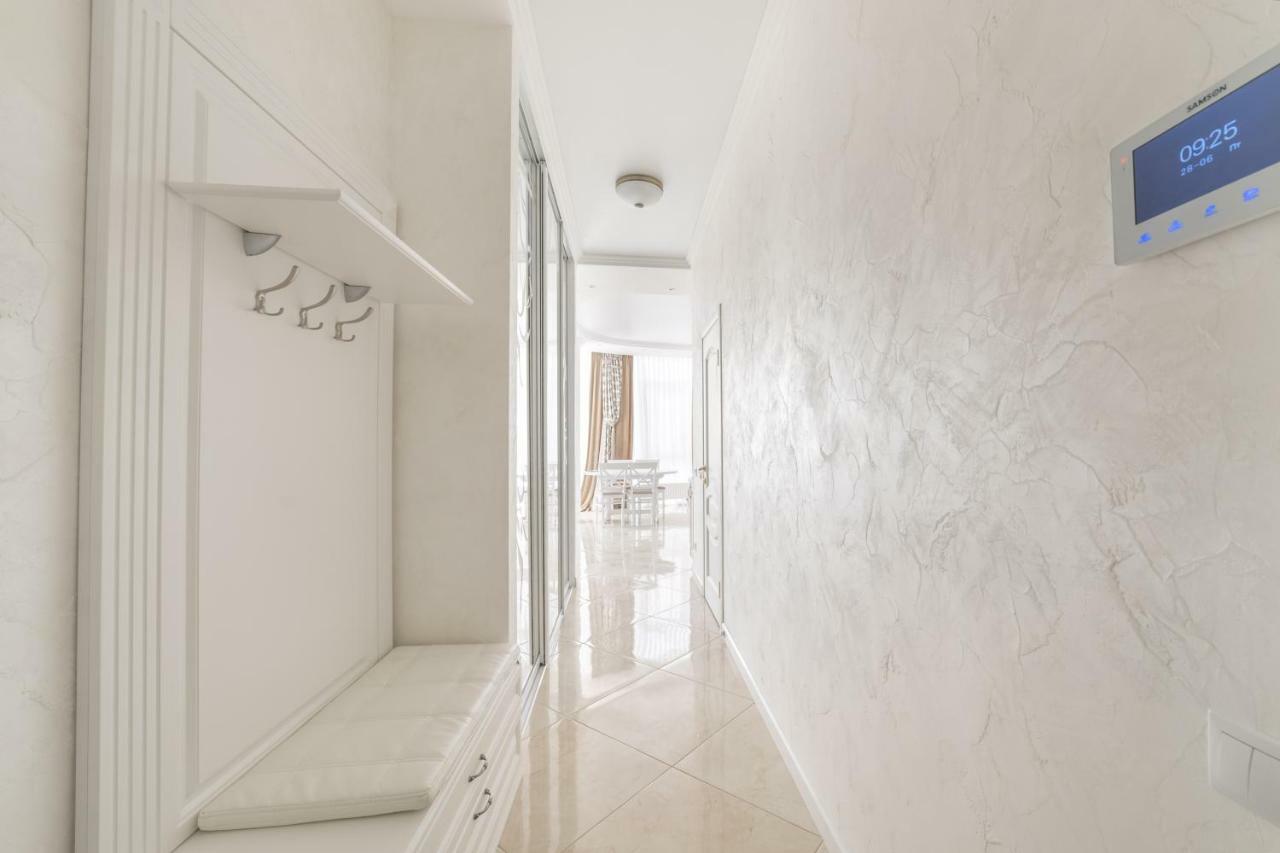 Vip Level Sea View Apartment Odessa Eksteriør bilde